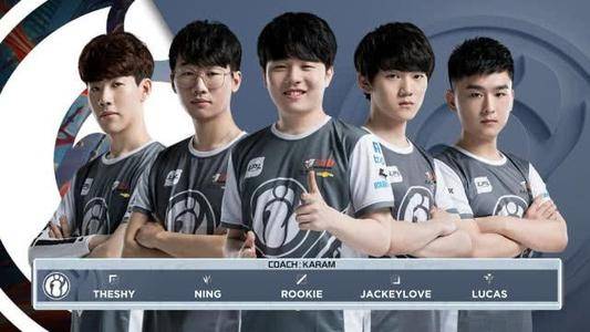 验车辆在横 验车辆在横