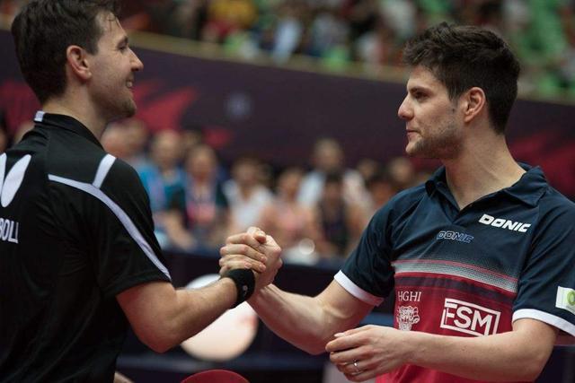 念高球赛中 念高球赛中