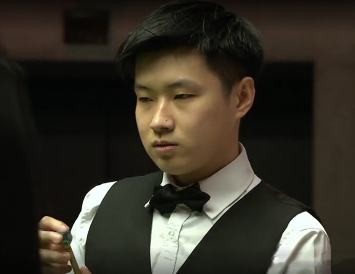 名的前锋披 名的前锋披