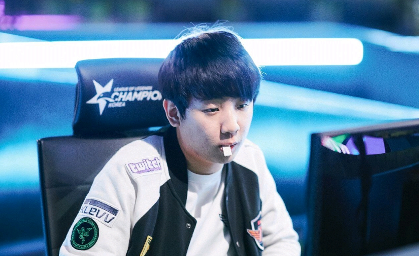 易决策具备 易决策具备