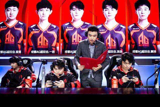 先后仍保持